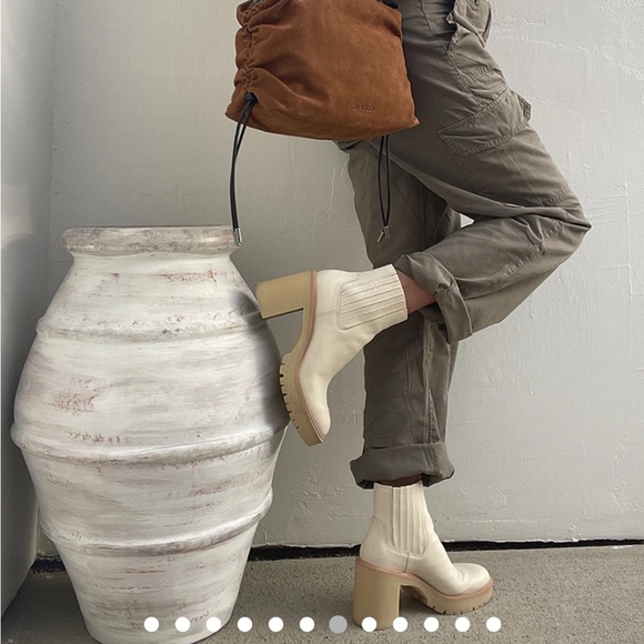 Dolce Vita | Cream Leather Booties - Picture 4 of 8